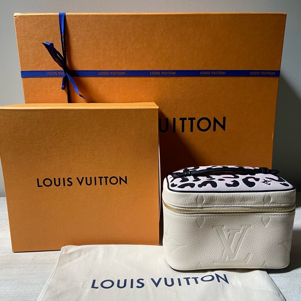 New!! Louis Vuitton Wild at Heart Nice Mini!